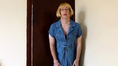 Victoria Hoe amateur CD Tease