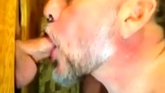 Gloryhole kissing