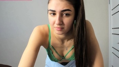 Hot amateur webcam teen masturbates for their fans