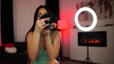From Your Screen to a Live Chat â Her is Ready